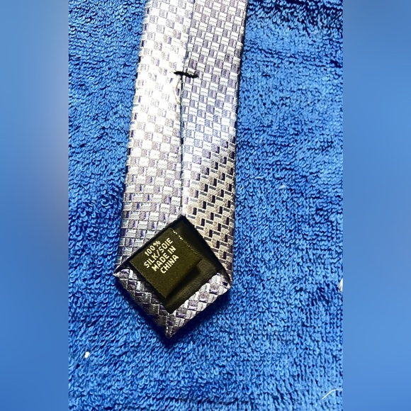 Authentic Van Hausen Classic Gray/Black graphic Silk Tie - Picture 4 of 10